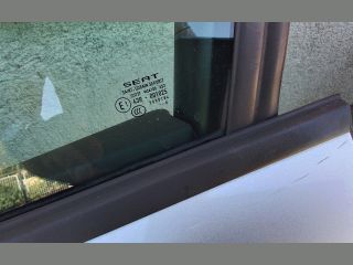 bontott SEAT EXEO Bal első Ajtó (Részeivel)