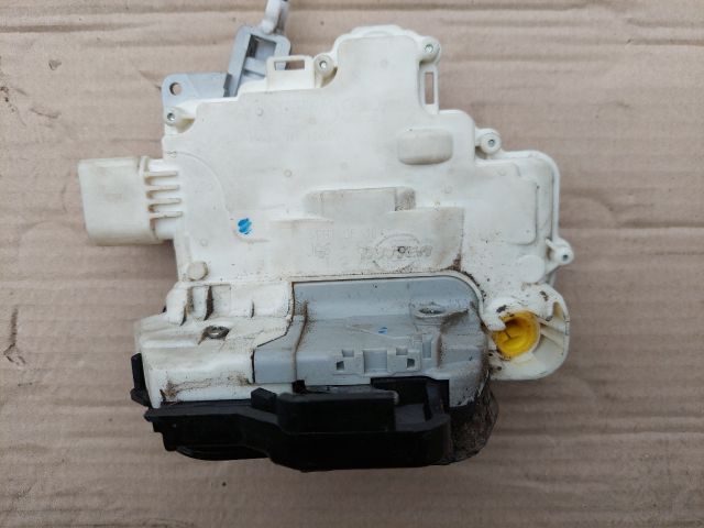 bontott SEAT EXEO Bal első Ajtózár