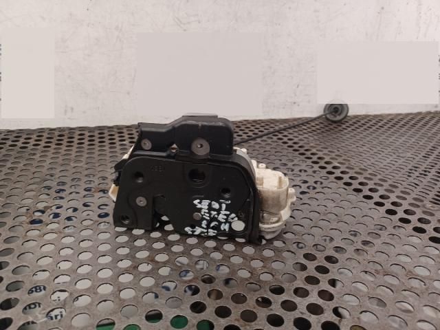 bontott SEAT EXEO Bal első Ajtózár