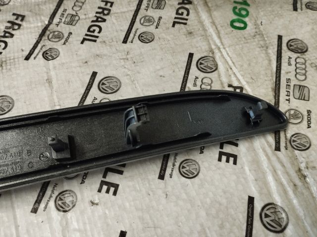 bontott SEAT EXEO Bal hátsó Ajtó Kárpit Díszléc