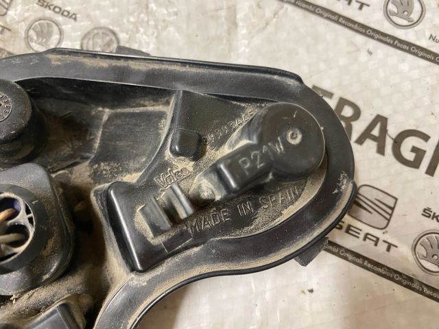 bontott SEAT EXEO Bal Hátsó Lámpa Foglalat