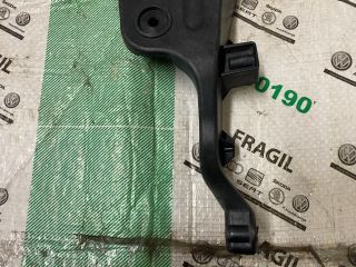 bontott SEAT EXEO Bal hátsó Oldal Lökhárító Tartó (Műanyag)