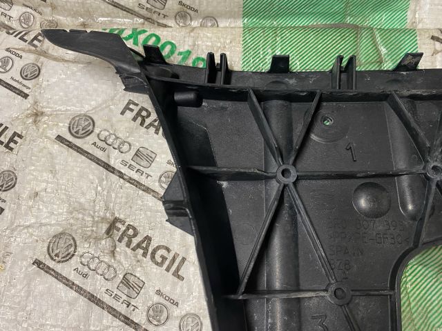 bontott SEAT EXEO Bal hátsó Oldal Lökhárító Tartó (Műanyag)