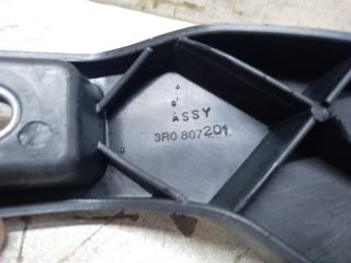 bontott SEAT EXEO Bal Sárvédő Oldaltartó