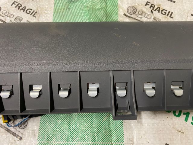 bontott SEAT EXEO Bal Térdlégzsák