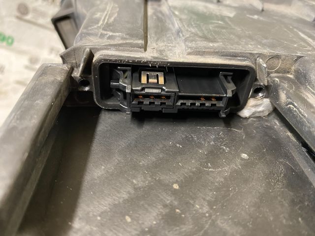 bontott SEAT EXEO Bal Xenon Fényszóró