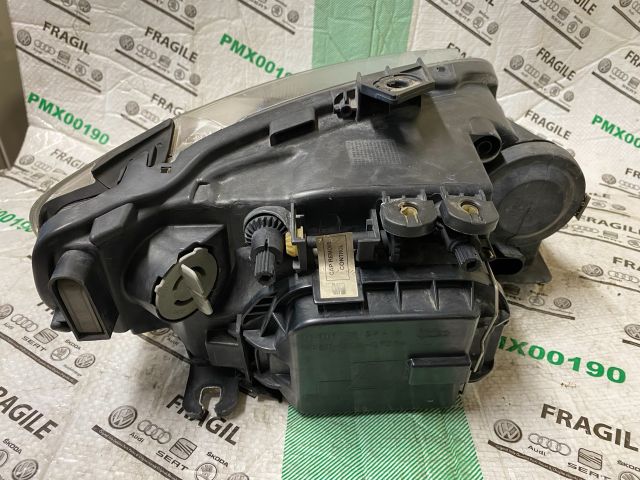 bontott SEAT EXEO Bal Xenon Fényszóró