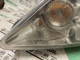 bontott SEAT EXEO Bal Xenon Fényszóró