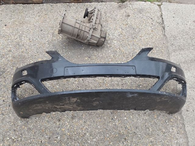 bontott SEAT EXEO Első Lökhárító (Üresen)