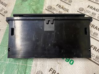 bontott SEAT EXEO Első Tároló Rekesz