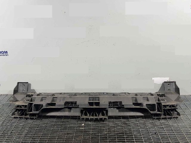 bontott SEAT EXEO Hátsó középső Lökhárító Tartó (Műanyag)