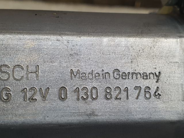 bontott SEAT EXEO Jobb első Ablakemelő Motor