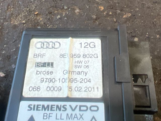 bontott SEAT EXEO Jobb első Ablakemelő Motor