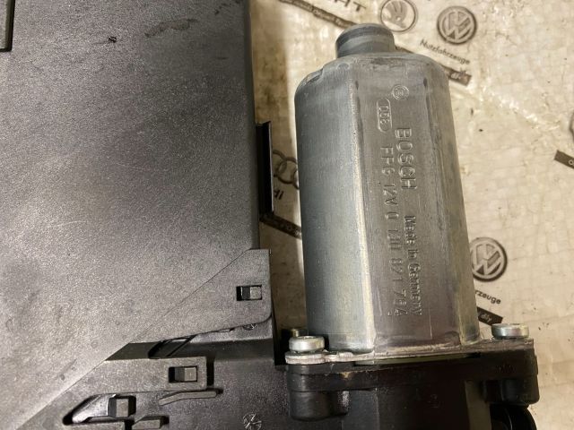 bontott SEAT EXEO Jobb első Ablakemelő Motor