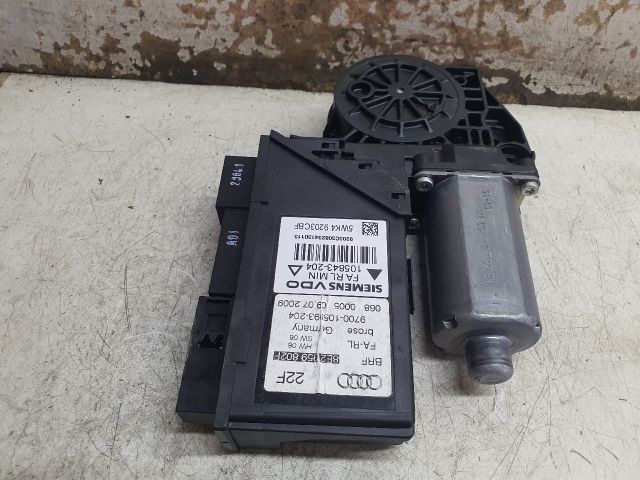 bontott SEAT EXEO Jobb első Ablakemelő Motor