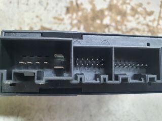 bontott SEAT EXEO Jobb első Ablakemelő Motor