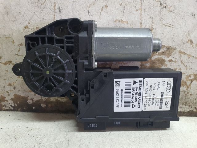 bontott SEAT EXEO Jobb első Ablakemelő Motor