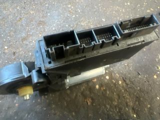 bontott SEAT EXEO Jobb első Ablakemelő Motor