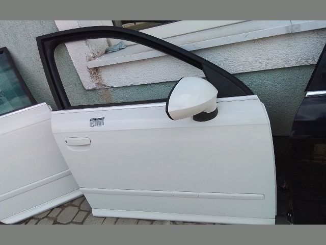 bontott SEAT EXEO Jobb első Ajtó (Részeivel)