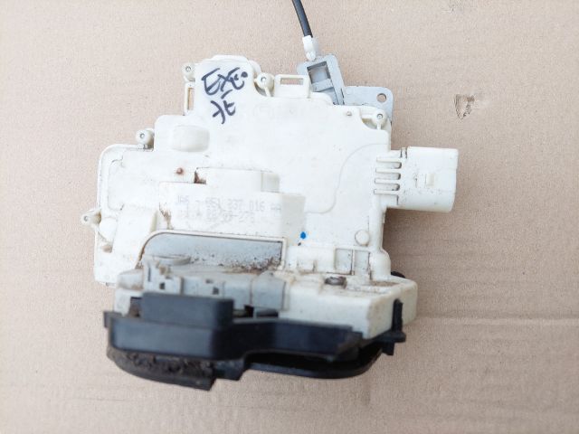 bontott SEAT EXEO Jobb első Ajtózár