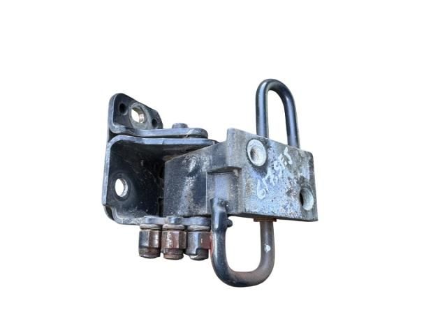 bontott SEAT EXEO Jobb első Alsó Zsanér