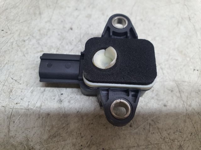 bontott SEAT EXEO Jobb első Oldal Ütközés Érzékelő