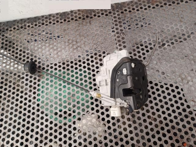 bontott SEAT EXEO Jobb első Zsanér