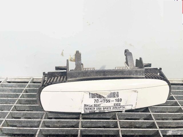 bontott SEAT EXEO Jobb hátsó Külső Kilincs