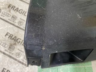 bontott SEAT EXEO Jobb hátsó Küszöb Légterelő Vég