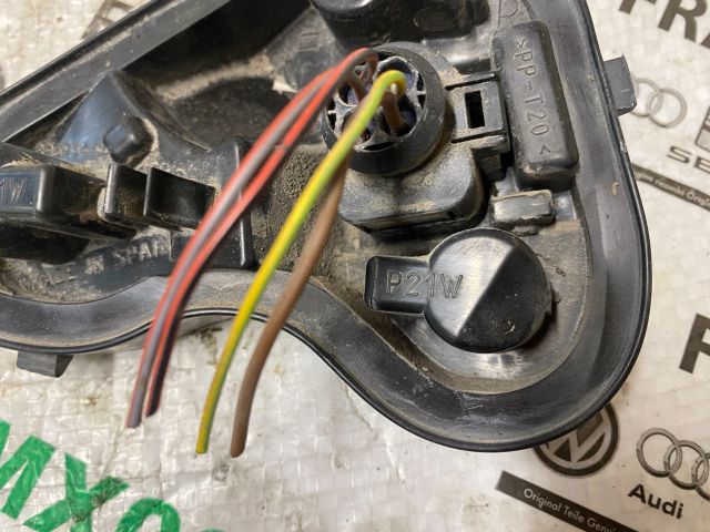 bontott SEAT EXEO Jobb Hátsó Lámpa Foglalat