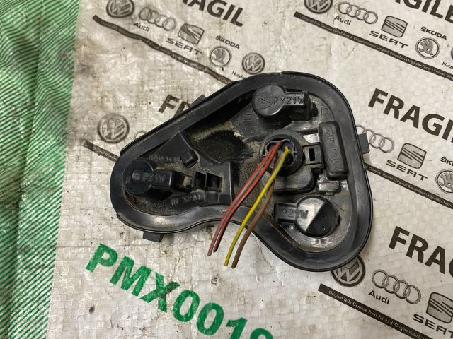 bontott SEAT EXEO Jobb Hátsó Lámpa Foglalat