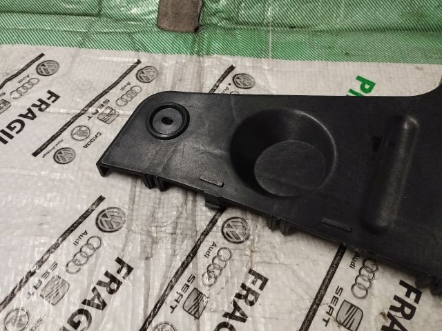 bontott SEAT EXEO Jobb hátsó Oldal Lökhárító Tartó (Műanyag)