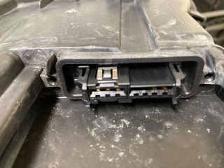 bontott SEAT EXEO Jobb Xenon Fényszóró