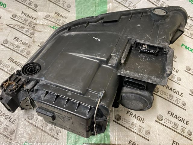 bontott SEAT EXEO Jobb Xenon Fényszóró