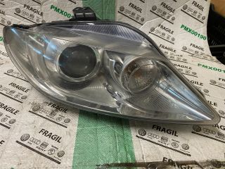 bontott SEAT EXEO Jobb Xenon Fényszóró
