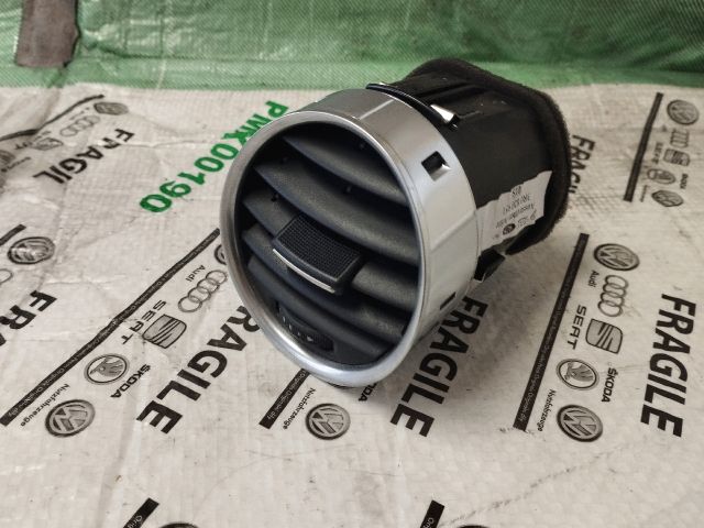 bontott SEAT EXEO Középső Szellőző