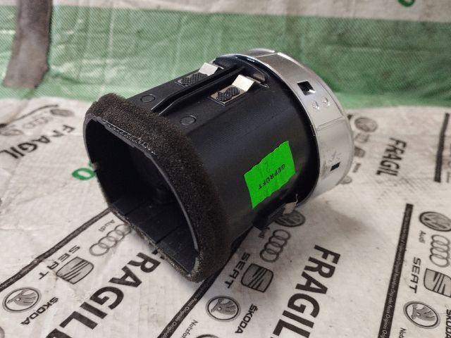 bontott SEAT EXEO Középső Szellőző