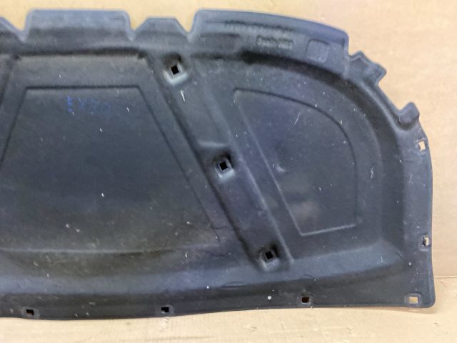 bontott SEAT EXEO Motorháztető Szigetelés