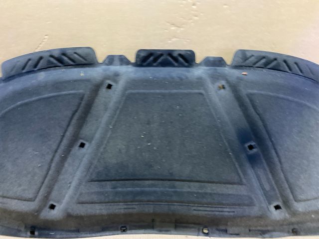 bontott SEAT EXEO Motorháztető Szigetelés