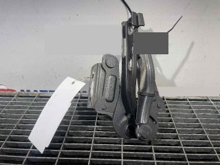 bontott SEAT EXEO Motorháztető Zsanér Pár