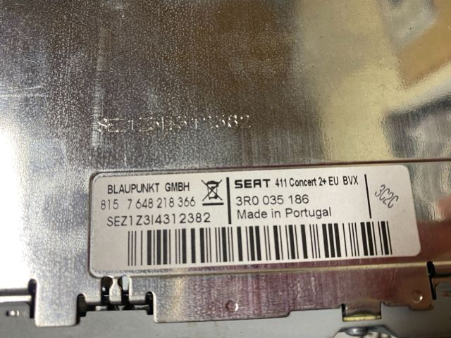 bontott SEAT EXEO Rádió / CD