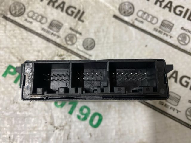 bontott SEAT EXEO Tolatóradar Elektronika