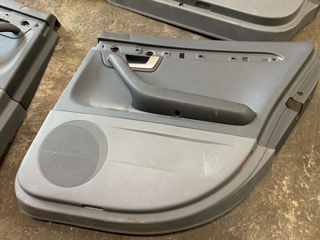 bontott SEAT EXEO Ülés és Ajtókárpit Szett