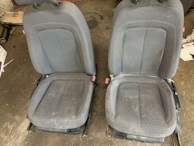 bontott SEAT EXEO Ülés és Ajtókárpit Szett