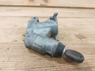 bontott SEAT IBIZA I Gyújtáskapcsoló Házzal