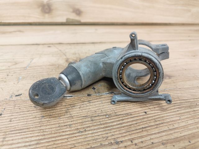 bontott SEAT IBIZA I Gyújtáskapcsoló Házzal