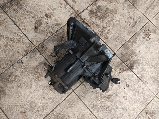 bontott SEAT IBIZA I Váltó (Mechanikus)