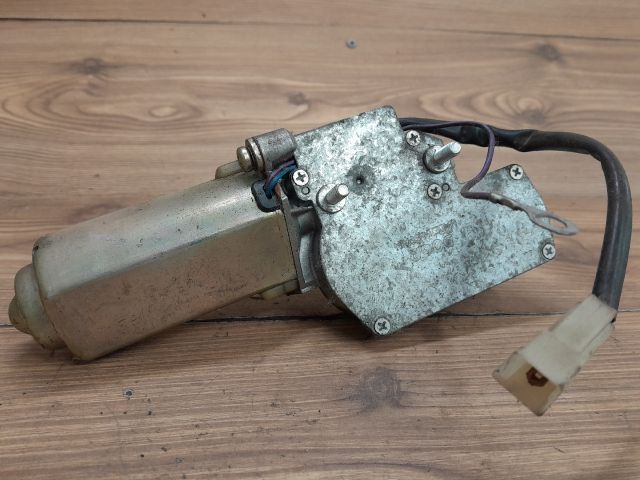 bontott SEAT IBIZA I Hátsó Ablaktörlő Motor