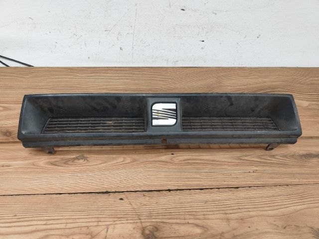 bontott SEAT IBIZA I Hűtőrács