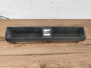 bontott SEAT IBIZA I Hűtőrács